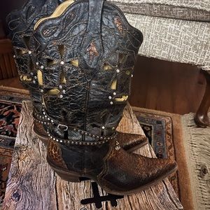 Corral Women’s boots. Size 9